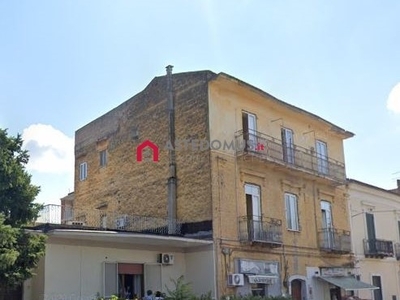 Appartamento in Vendita a Caserta, 618'750€, 294 m²