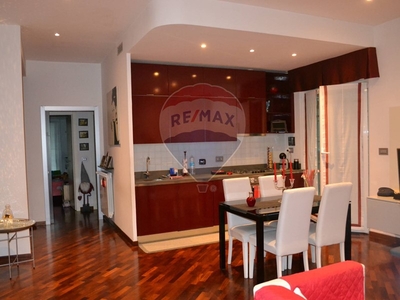 Appartamento in Vendita a Genova, zona Molassana, 169'000€, 85 m²