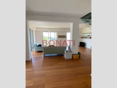 Appartamento in Vendita a La Spezia, zona Centro, 250 m²