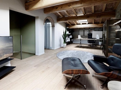 Appartamento in Vendita a Pisa, 270'000€, 165 m²