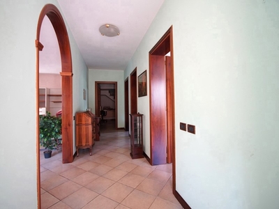 Appartamento in Vendita a Venezia, 325'000€, 195 m²