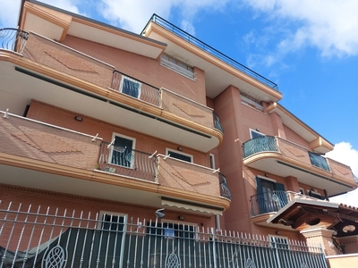 Appartamento in Via Spadolini, 1/B, Marino (RM)