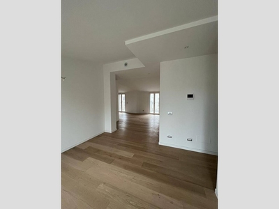 Bilocale in Affitto a Milano, zona Solari, 1'750€, 55 m²