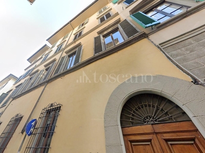 Casa a Firenze in Via Fiesolana, Santa Croce