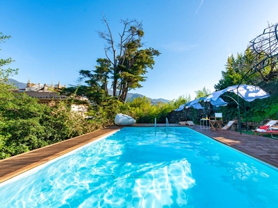 Casa a Rapallo con terrazza, barbecue e giardino