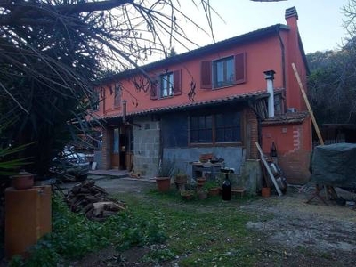 Casa in vendita in Campiglia Marittima, Italia