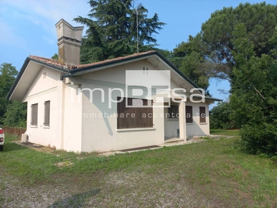 Casa indipendente in vendita a Carbonera, Vascon