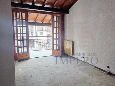 Casa indipendente in Via Vignali - Dolceacqua