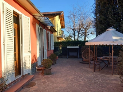 Casa vacanze 'Viareggina Con Giardino A Collodi' con giardino privato e Wi-Fi