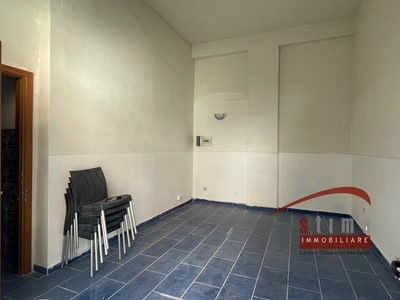 Immobile commerciale in Affitto a Siracusa, zona Piazza Adda, 350€, 25 m²