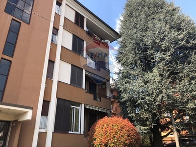 Trilocale in Vendita a Varese, zona Masnago, 125'000€, 95 m²