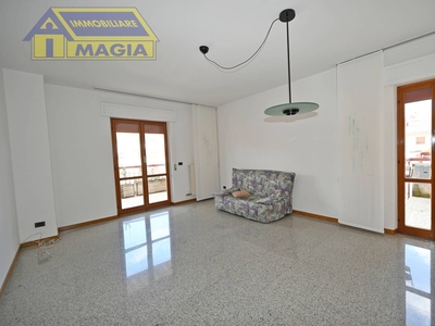 Appartamento con terrazzo a Castel di Lama