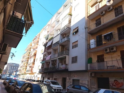 Appartamento in vendita a Taranto, via Salinella, 6 - Taranto, TA