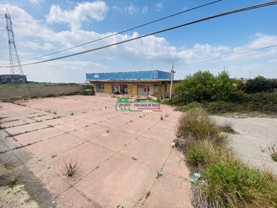 azienda commerciale in affitto a Ragusa