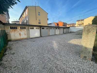 garage in vendita a Ferrara