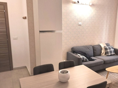 Appartamento con 3 camere da letto in affitto a Milano