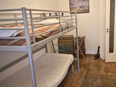 Posto letto in affitto in appartamento con 2 camere da letto a Torino, Torino