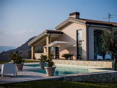Villa in vendita a San Martino sulla Marrucina Periferia