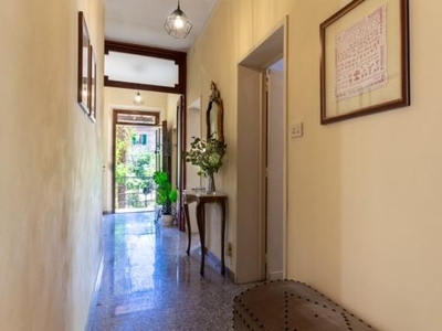 Appartamento con giardino, Siena porta fonte-branda