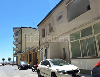 Appartamento in affitto a Catanzaro via Vibo Valentia, 28