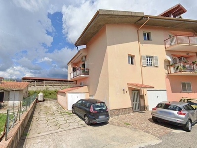 Appartamento in affitto a Lamezia Terme via del Progresso, 591