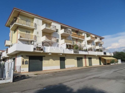 Appartamento in affitto a Lamezia Terme via Ginepri