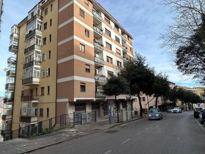 Appartamento in affitto a Potenza via Giuseppe Mazzini, 85