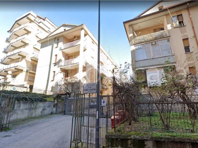 Appartamento in affitto ad Avellino avellino Via Tarantino, 1