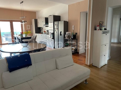 Appartamento in in affitto da privato a Ceppaloni via Appia, 27