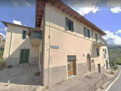 Appartamento in vendita a Reggello Firenze Donnini