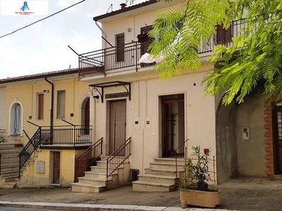 Casa indipendente in vendita a Savignano Irpino