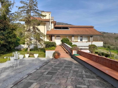 Casa singola in vendita a Castelnuovo Magra La Spezia