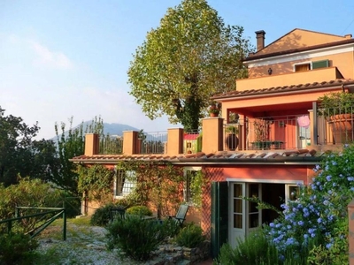Lussuoso casale in vendita Strada Belvedere, 19, Carrara, Toscana