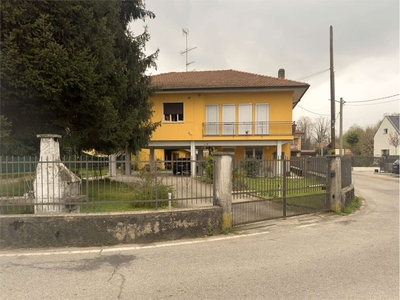 Quadrilocale in affitto, Castelletto sopra Ticino