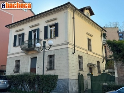 Villa a Torino di 331 mq