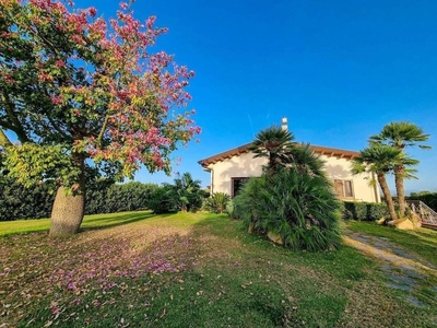 Prestigiosa villa di 440 mq in vendita Via Rio Rosso, 188, Milazzo, Messina, Sicilia