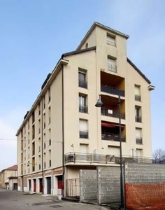 Appartamenti al terzo piano, via Santa Maria delle Grazie, Pontecurone