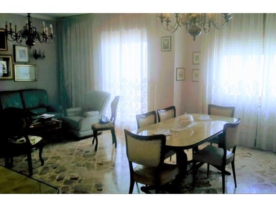 Appartamento in vendita a Lecce, Frazione Centro città