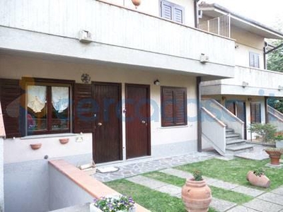 Appartamento Bilocale in ottime condizioni in vendita a Seggiano