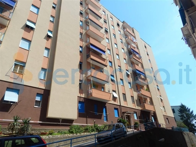 Appartamento Bilocale in vendita a Genova