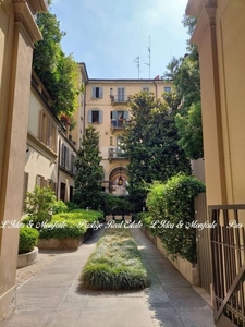 Appartamento di lusso di 140 m² in vendita Via Vivaio, Milano, Lombardia