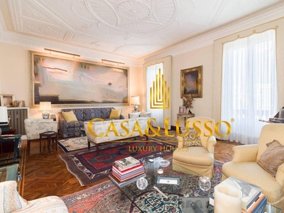 Appartamento di lusso di 390 m² in vendita Piazza Giovanni Amendola, Milano, Lombardia
