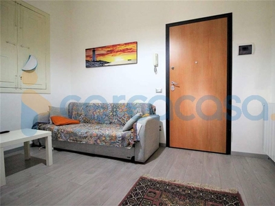 Appartamento Trilocale in ottime condizioni, in affitto in Via Ala, Catania