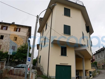Appartamento Trilocale in vendita in Via Lagarete 29, San Benedetto Val Di Sambro