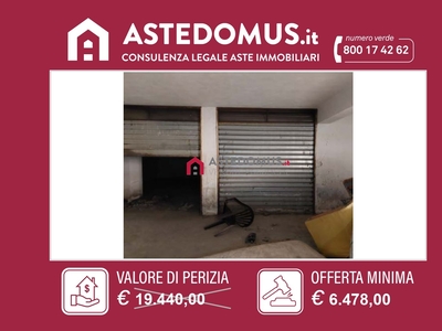 Box/Garage 36mq in vendita a Casandrino