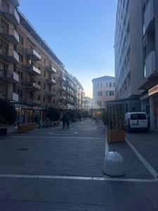 Capannone in affitto Pescara