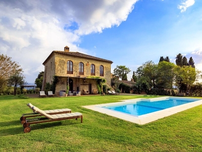 Prestigiosa Casa Indipendente di 300 mq in affitto San Quirico d'Orcia, Toscana