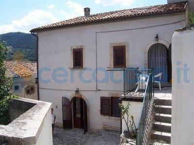 Casa singola in vendita a Montenero Val Cocchiara
