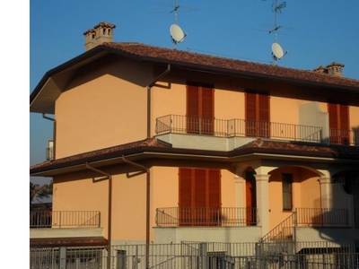 Villa in vendita a Boltiere
