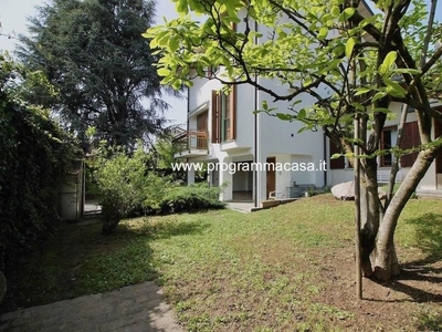 Esclusiva villa di 414 mq in vendita Cernusco sul Naviglio, Lombardia